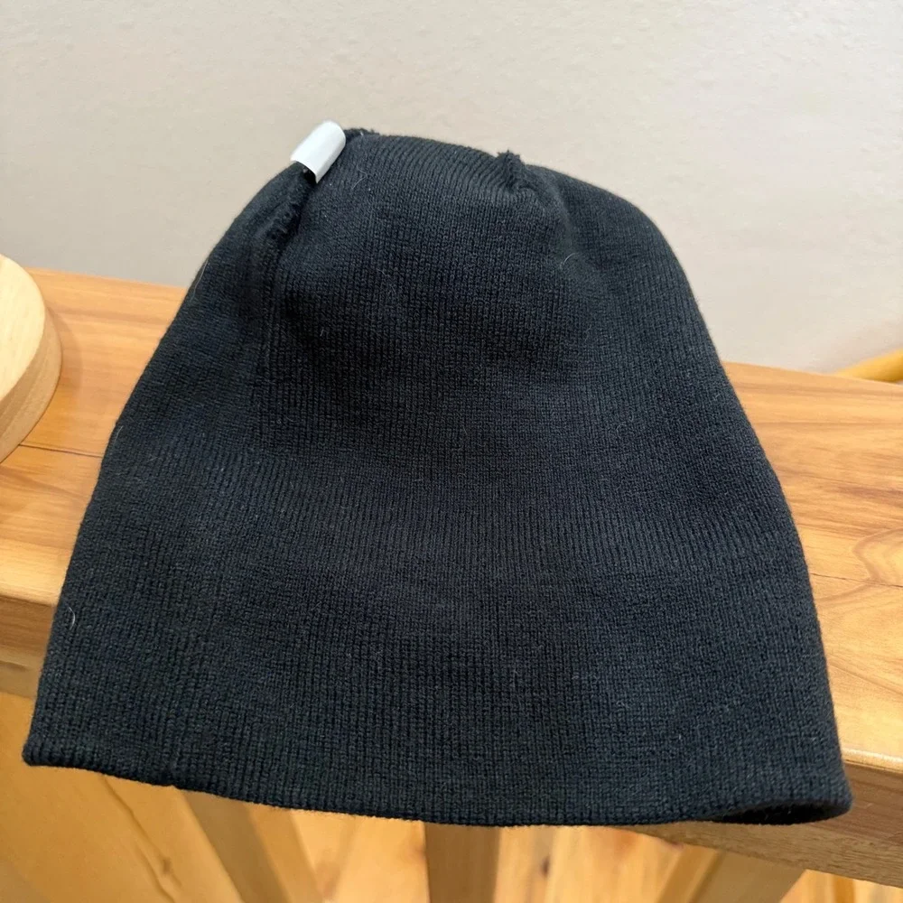 GoPro Camera Company Hat Winter Cuff Pom Beanie Cap‎ Black Blue Logo